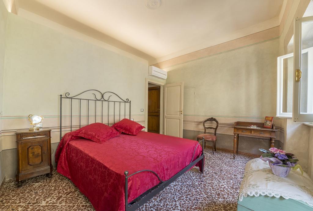 I Bei Ricordi - Historic Centre Apartment 6 Ареццо Экстерьер фото