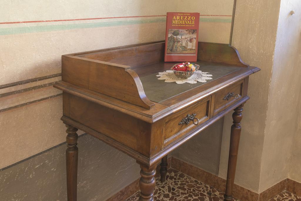 I Bei Ricordi - Historic Centre Apartment 6 Ареццо Экстерьер фото